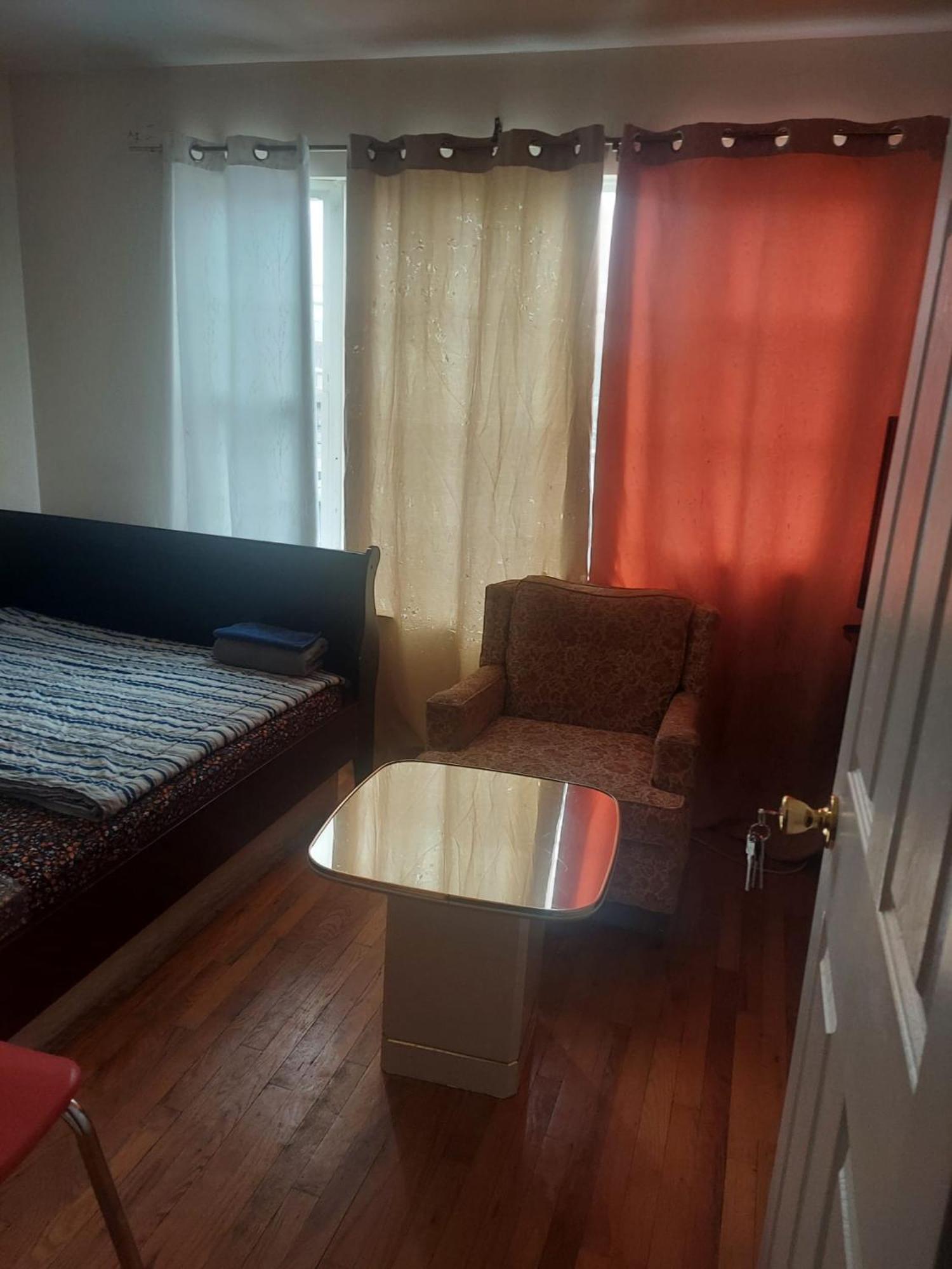 Crystal Room 1 Guest House Near 12Mins To Ewr Airport / Prudential / Njit / Penn Station Newark Buitenkant foto