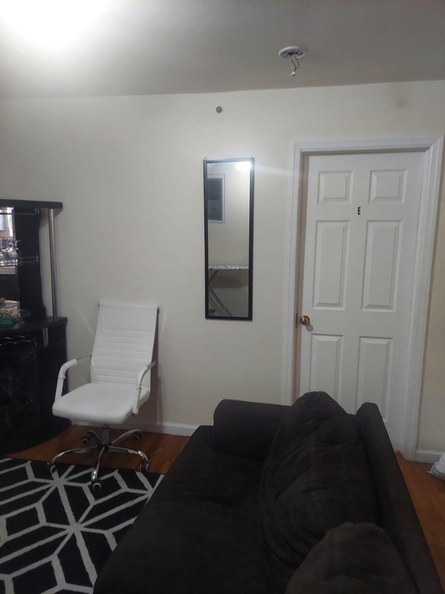 Crystal Room 1 Guest House Near 12Mins To Ewr Airport / Prudential / Njit / Penn Station Newark Buitenkant foto
