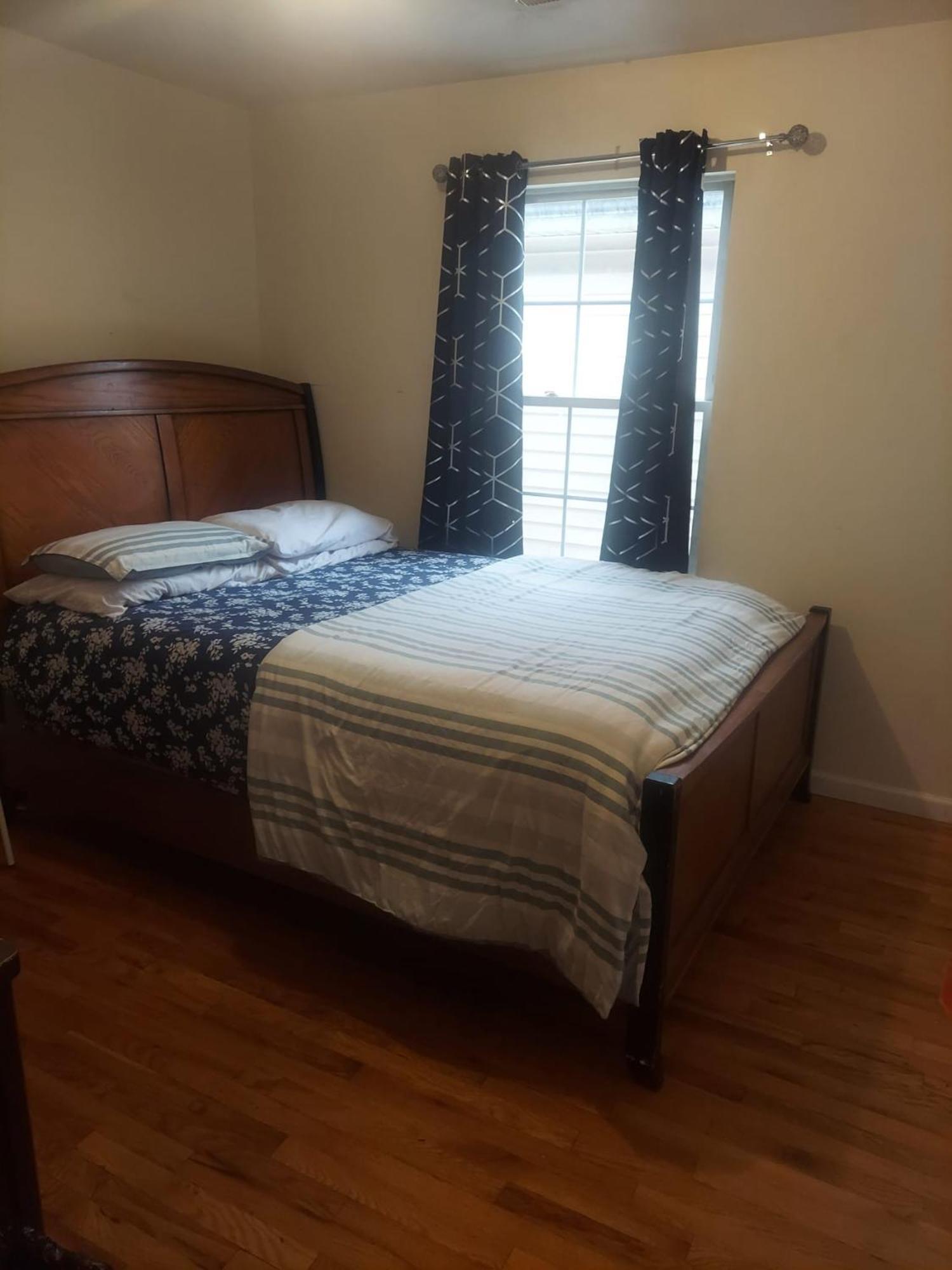 Crystal Room 1 Guest House Near 12Mins To Ewr Airport / Prudential / Njit / Penn Station Newark Buitenkant foto
